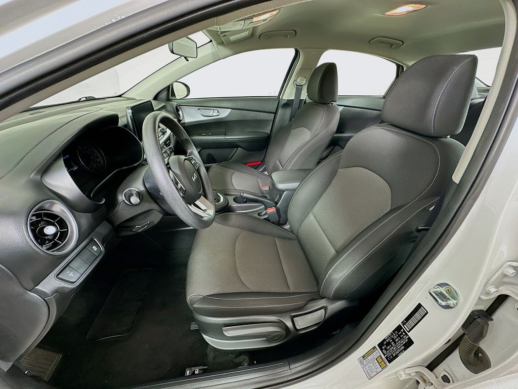 2023 Kia Forte LXS 20