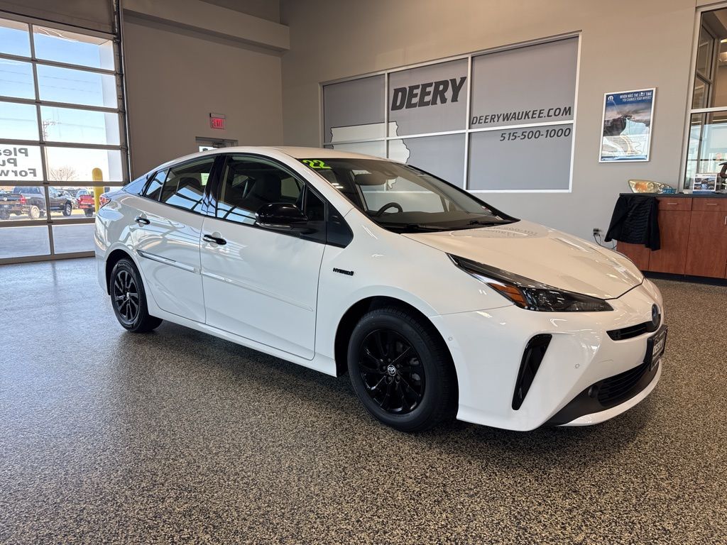 2022 Toyota Prius LE AWD-e