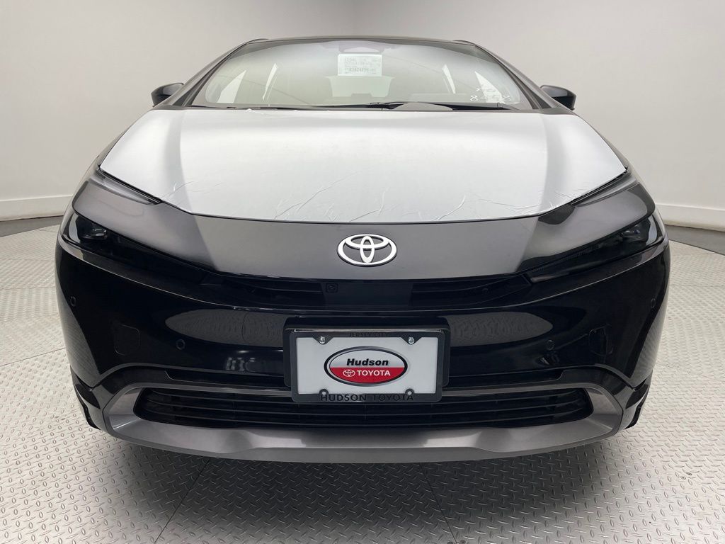 2024 Toyota Prius Limited 2