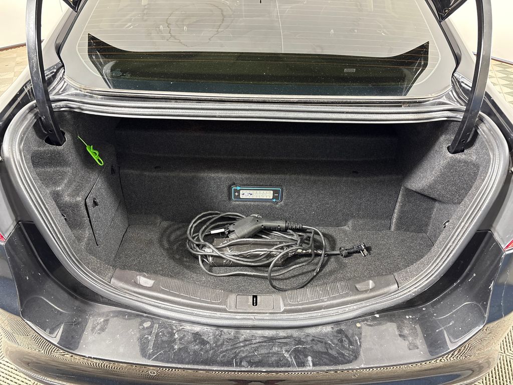 Used 2014 Black Ford Titanium image 29