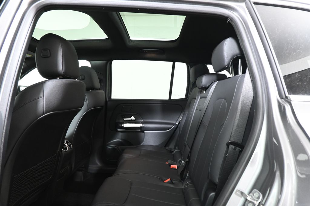 Thumbnail: 2026 Mercedes-Benz GLB - 27