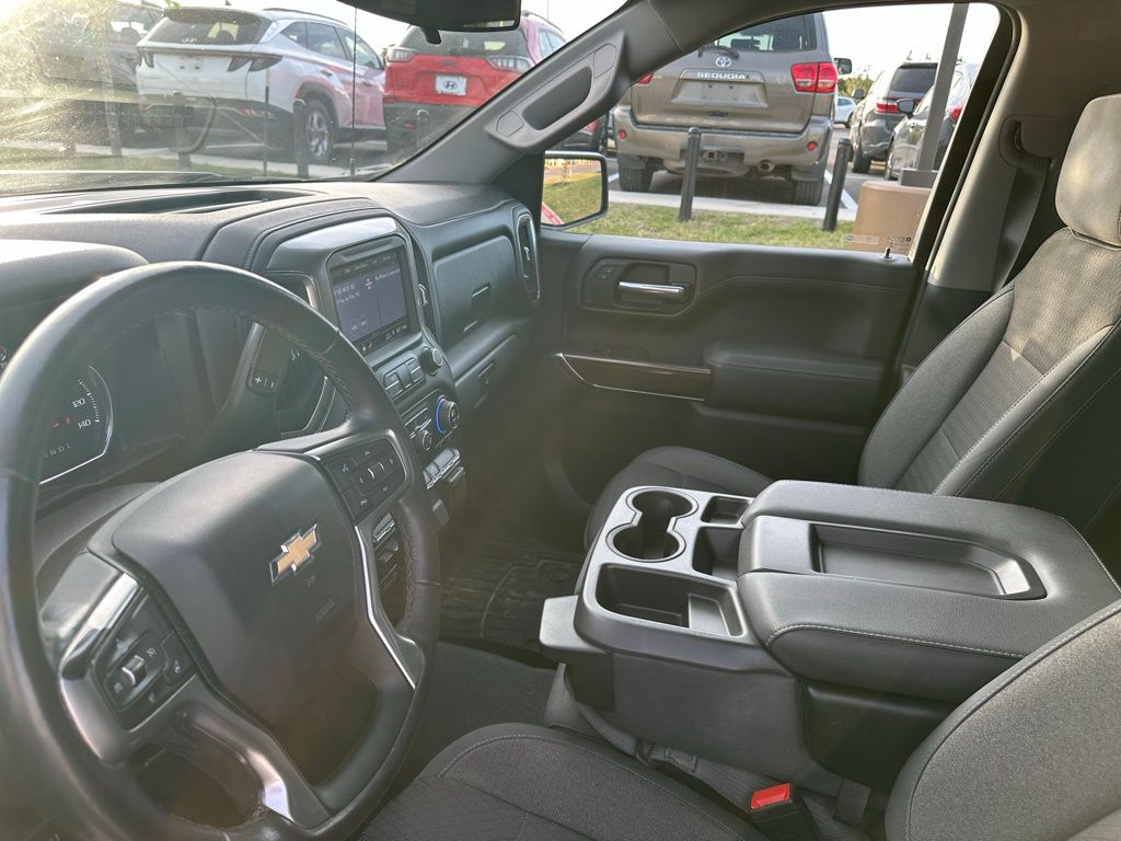 Thumbnail: 2019 Chevrolet Silverado 1500 - 5