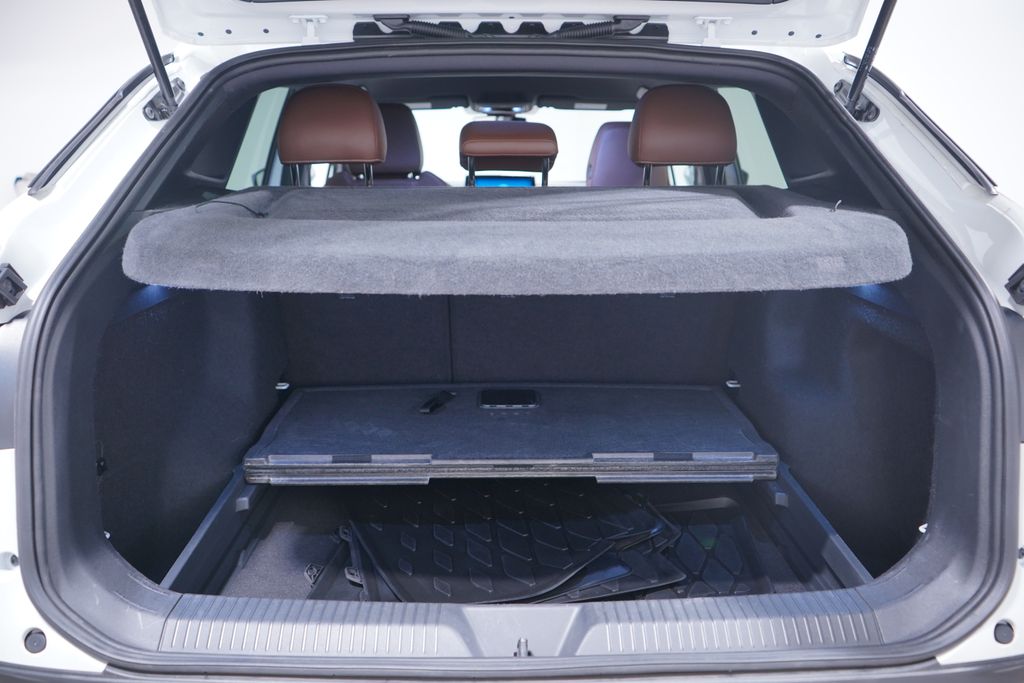 Thumbnail: 2023 Volkswagen ID.4 - 22