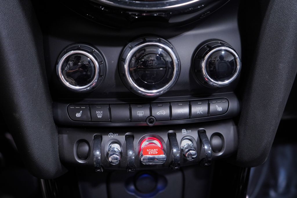 Thumbnail: 2022 MINI Cooper - 14