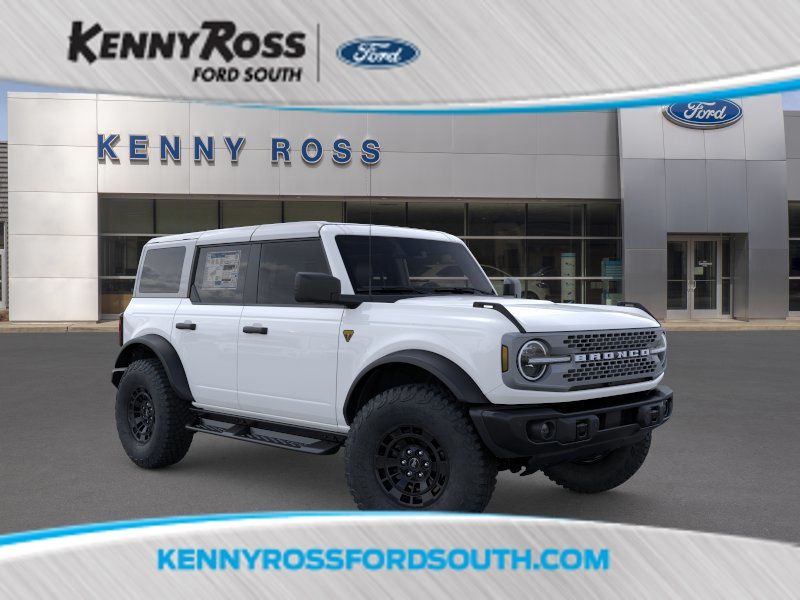 Oxford White 2026 Ford Bronco SUV / Crossover Four-Wheel Drive Automatic