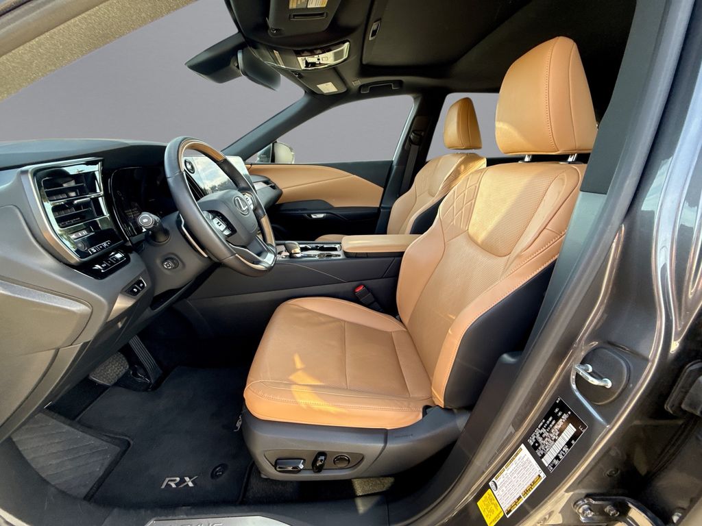 Thumbnail: 2025 Lexus RX - 29