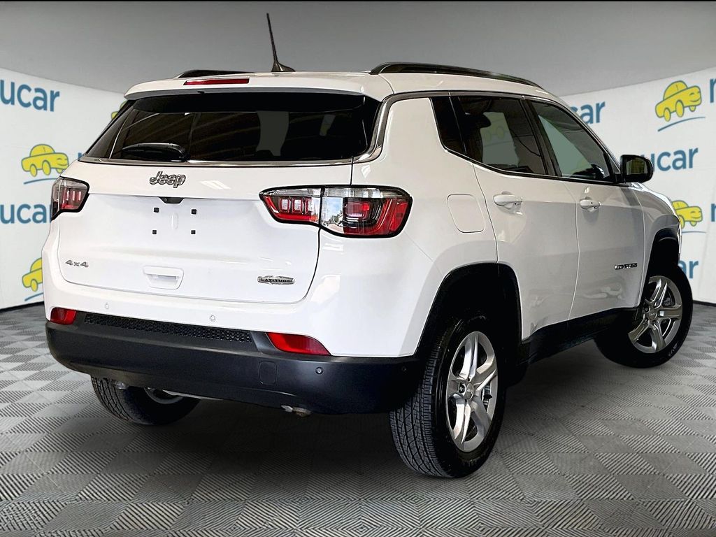 2023 Jeep Compass — photo 6