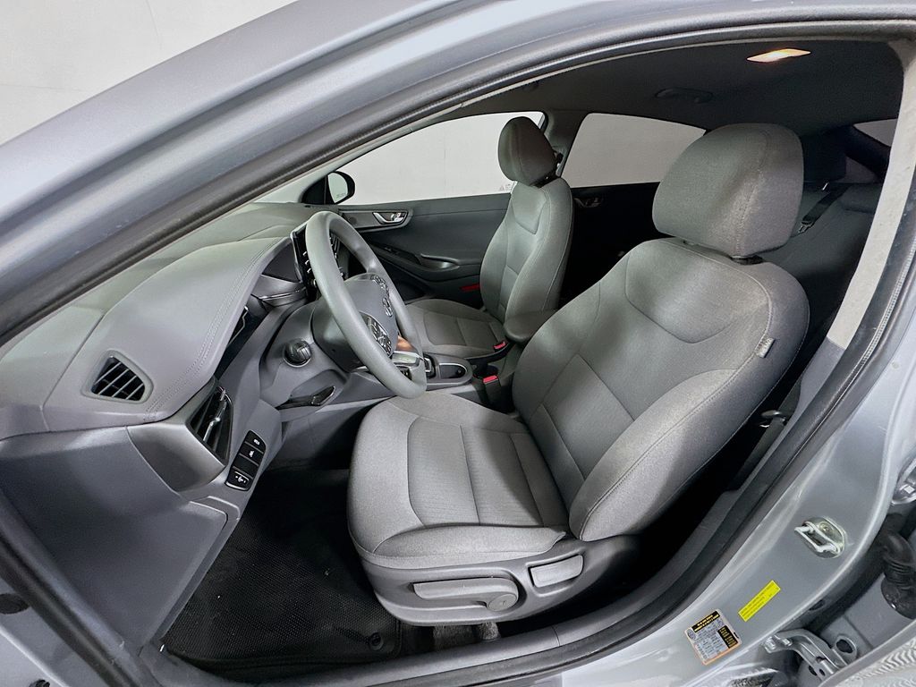 Thumbnail: 2022 Hyundai Ioniq - 20