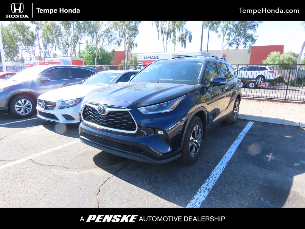 2021 Toyota Highlander XLE -
                Tempe, AZ