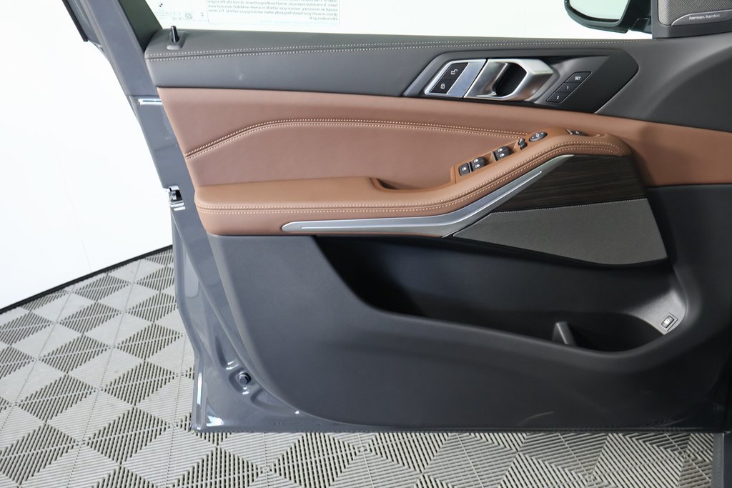 Thumbnail: 2026 BMW X5 - 7