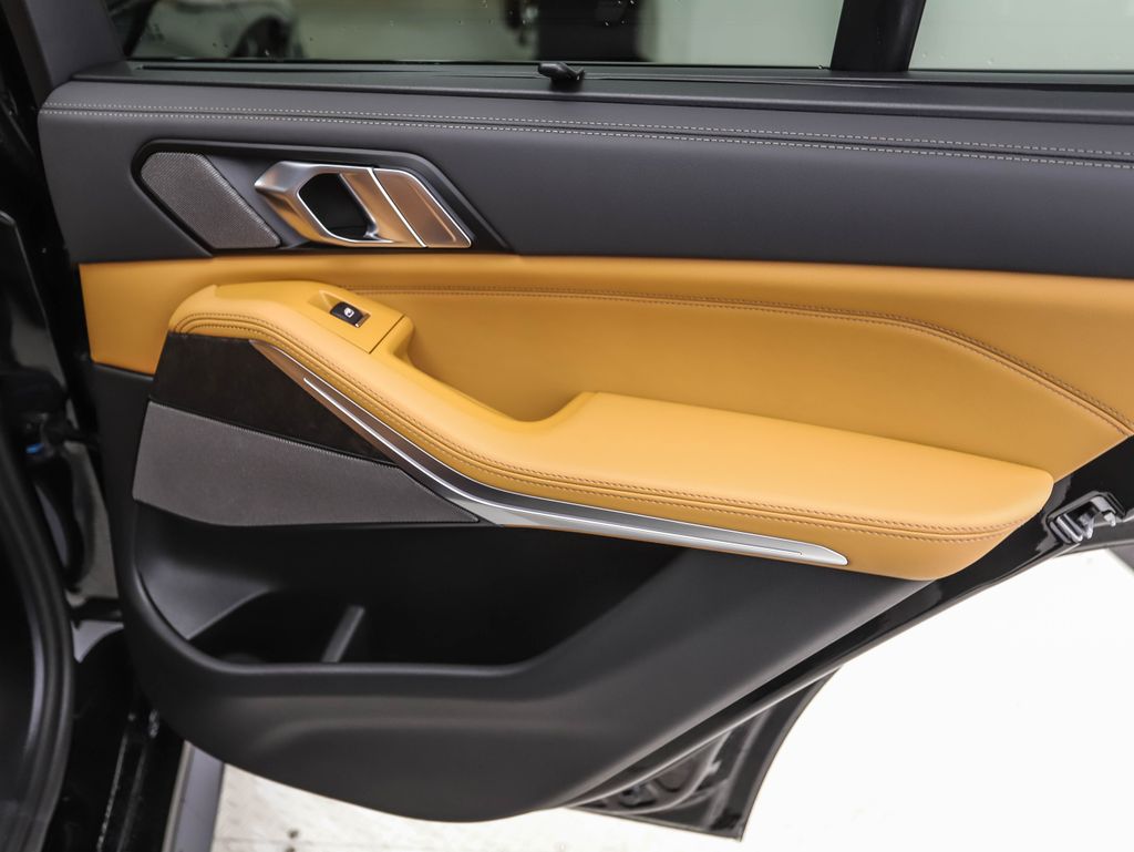 Thumbnail: 2026 BMW X5 - 24
