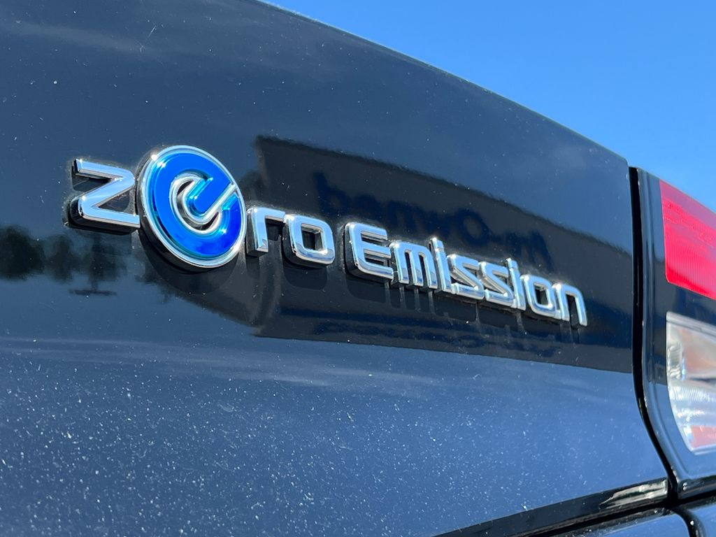 2020 Nissan LEAF SV 40 kWh