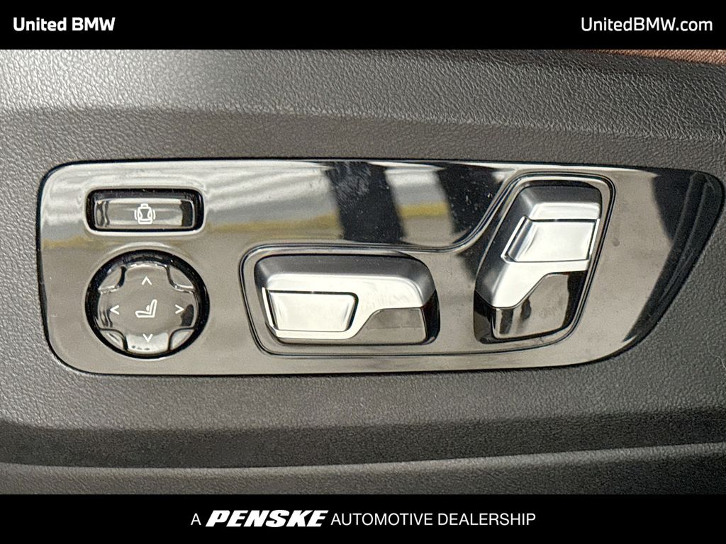 Thumbnail: 2021 BMW X5 - 4