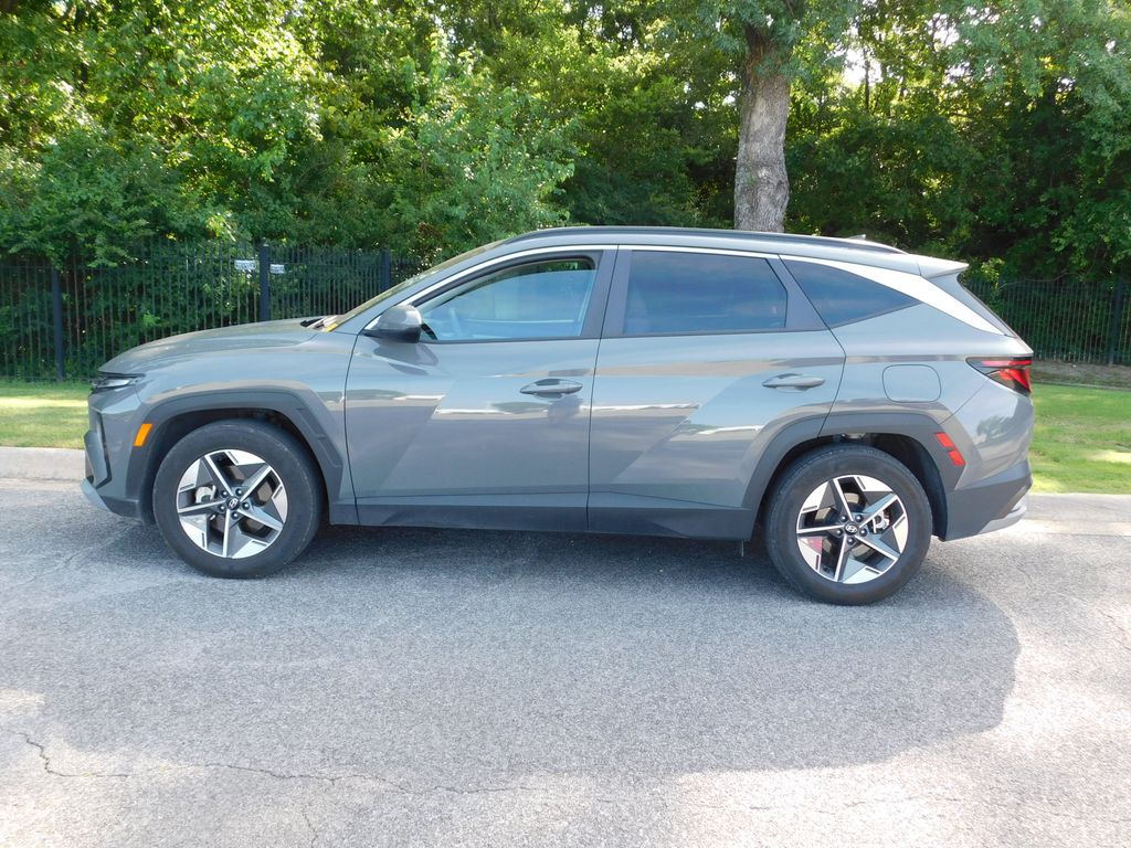 Thumbnail: 2025 Hyundai Tucson - 2