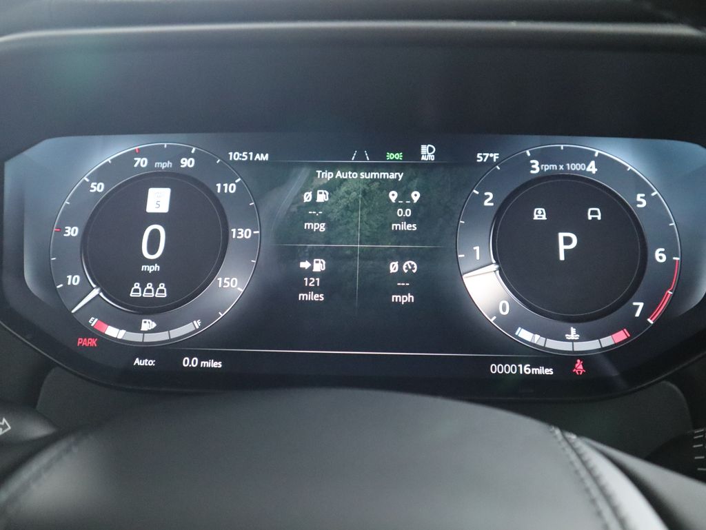 Thumbnail: 2026 Land Rover Range Rover Sport - 31