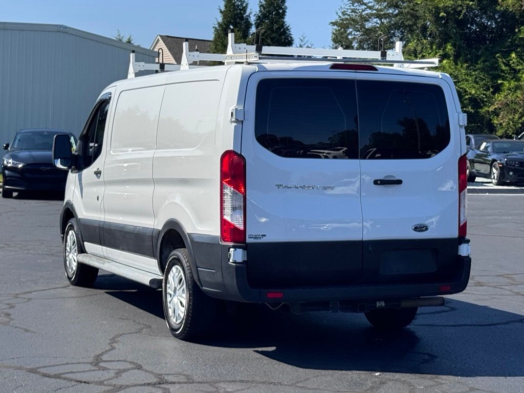 FordTransit-25012