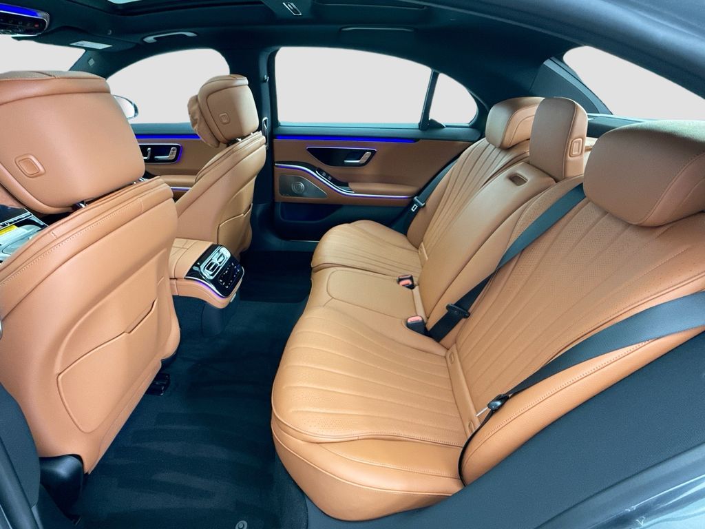 Thumbnail: 2026 Mercedes-Benz S-Class - 21