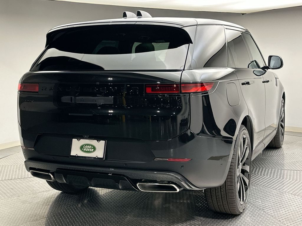 2025 Land Rover Range Rover Sport SE 3