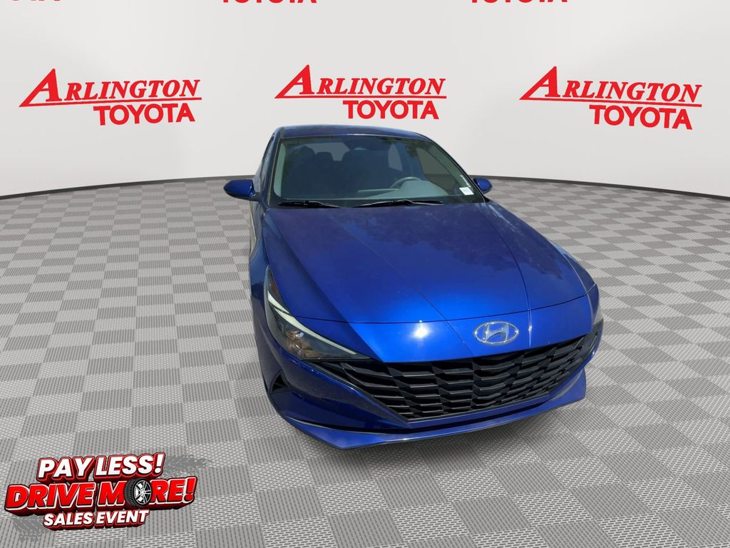 2021 Hyundai Elantra SEL - Photo 4