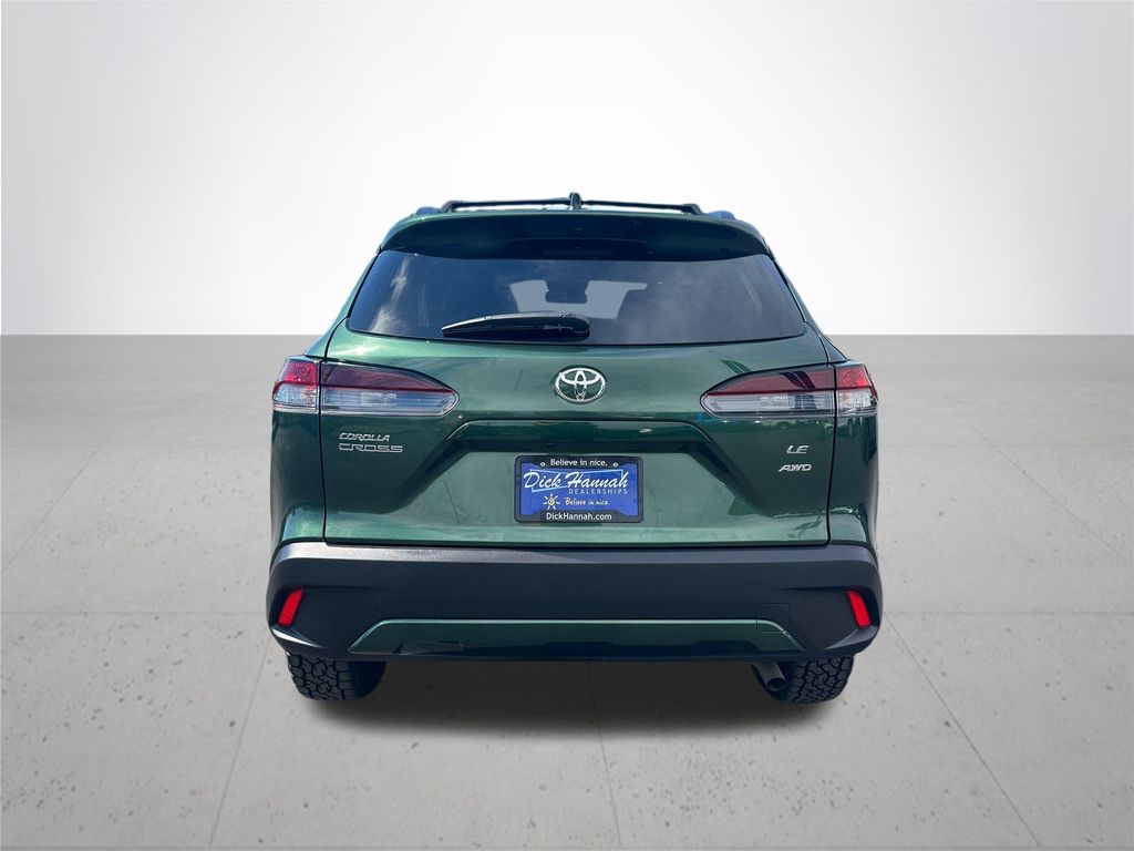 2026 Toyota Corolla Cross LE