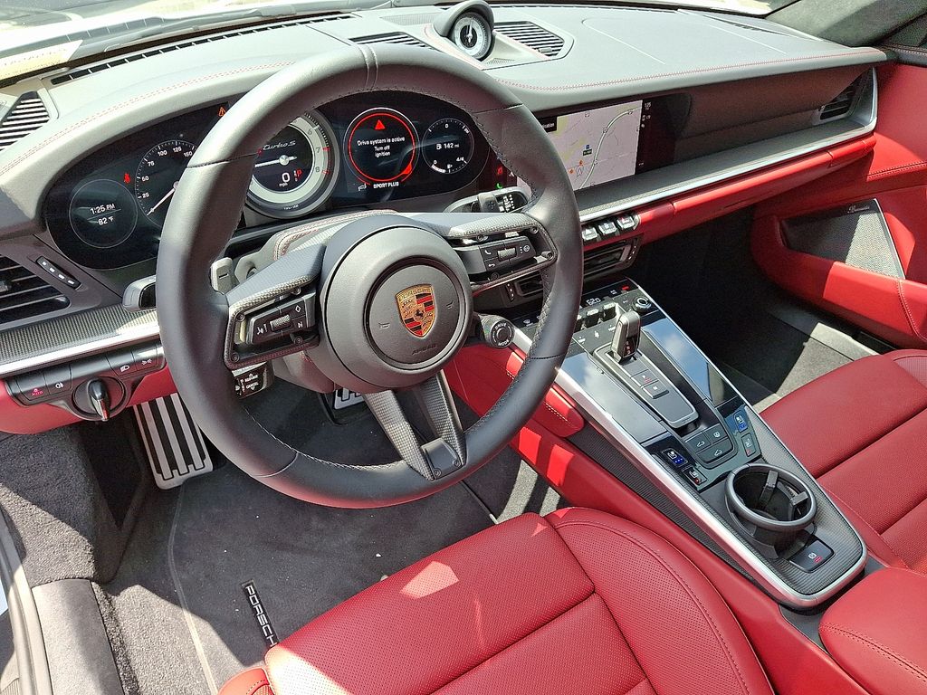 2025 Porsche 911 Turbo S 11