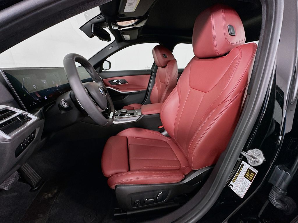 Thumbnail: 2025 BMW 3 Series - 21