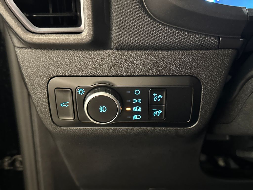 Certified Used 2025 Black Ford Outer Banks image 18