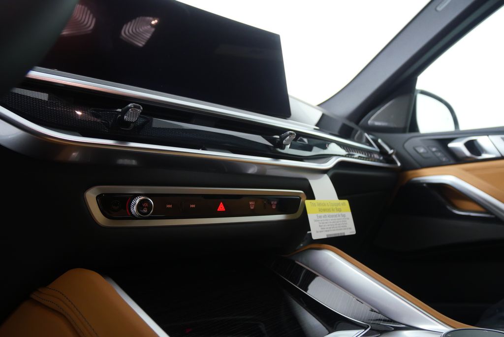 Thumbnail: 2026 BMW X6 - 22