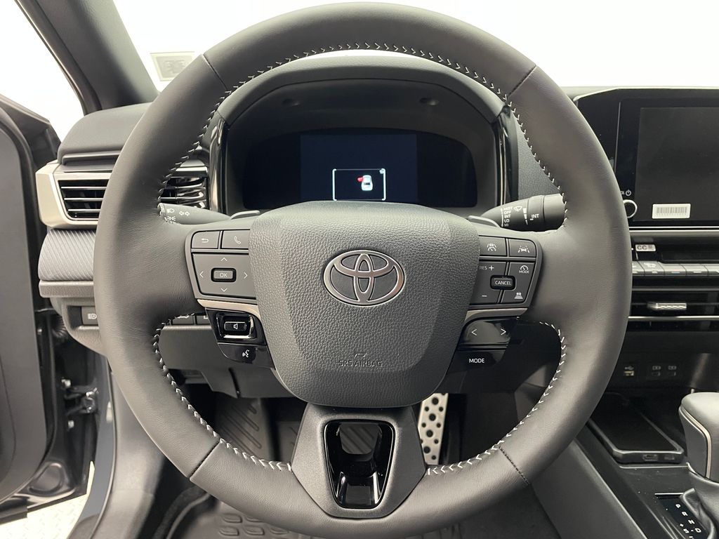 Thumbnail: 2025 Toyota Camry - 21