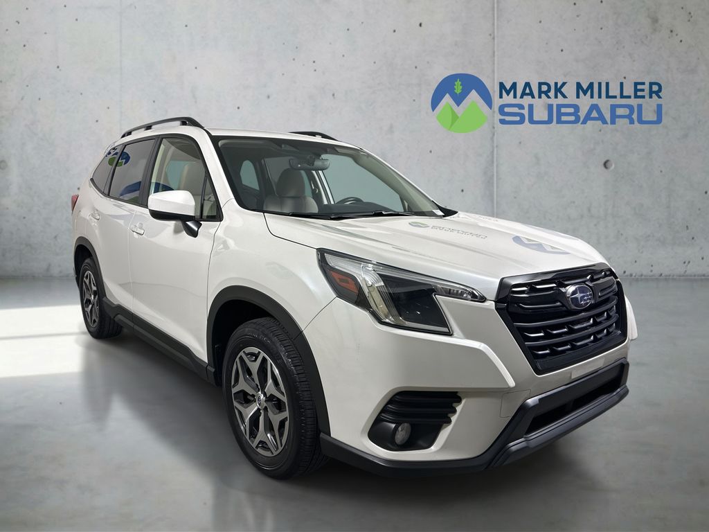 2023 Subaru Forester Premium