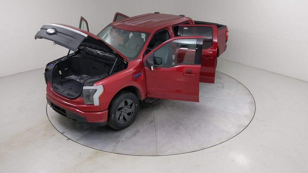 2025 Ford F-150 Lightning Flash - Photo 106