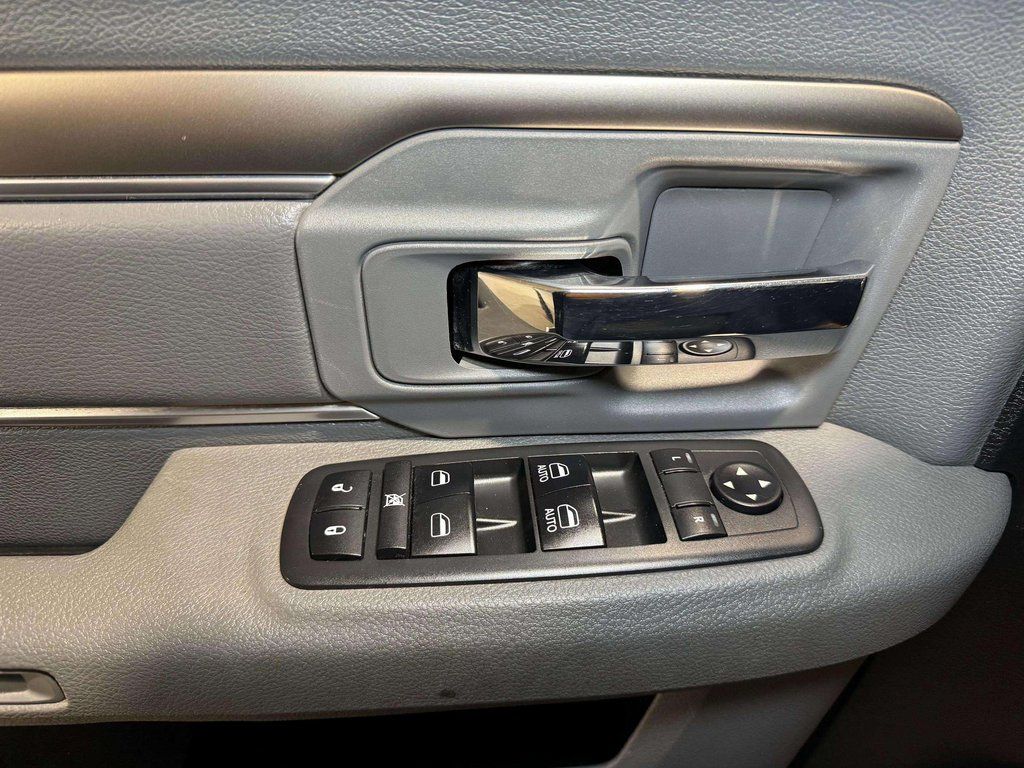 Used 2017 Brilliant Black Crystal Pearlcoat Ram SLT image 7