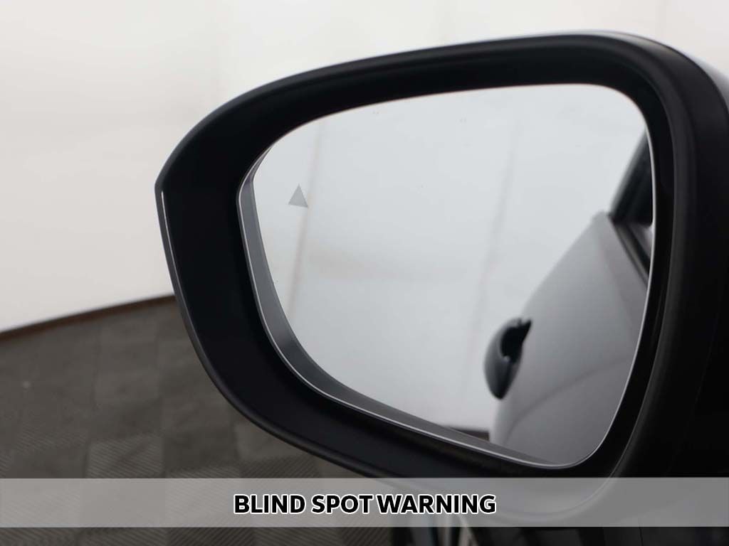 Used 2023 Black Nissan SV image 4