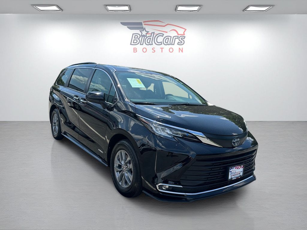 used 2021 Toyota Sienna car, priced at $39,985