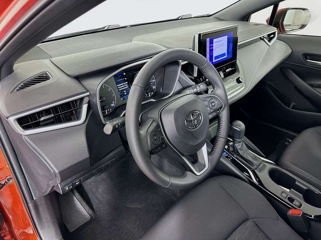 2023 Toyota Corolla SE 9