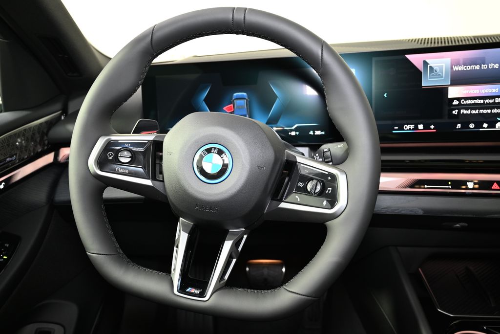 Thumbnail: 2026 BMW i5 - 17