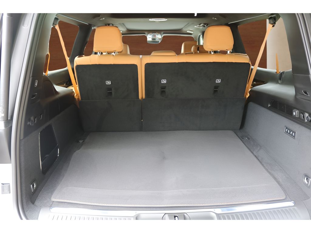New 2026 White Jeep Summit Reserve image 19