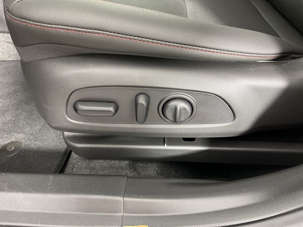 Thumbnail: 2026 Chevrolet Trax - 23