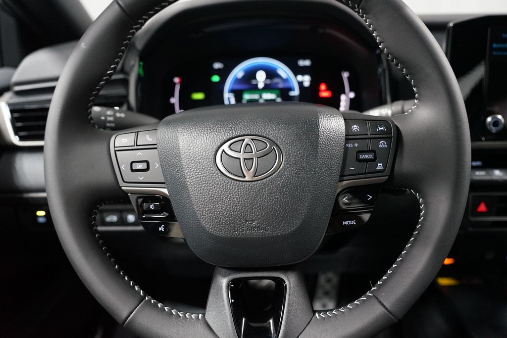 Thumbnail: 2026 Toyota Camry - 12