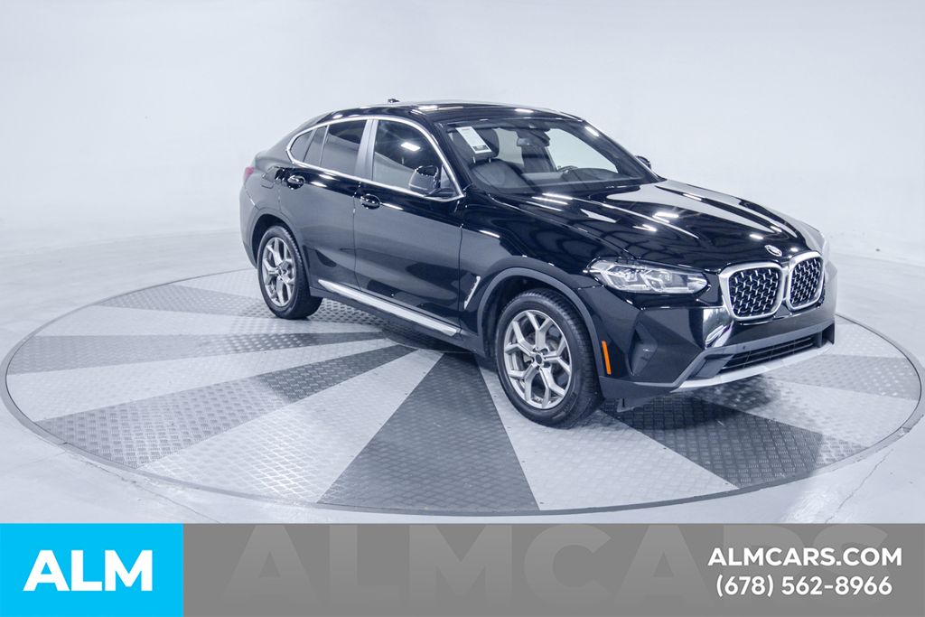 Used 2025 Black BMW xDrive30i image 14