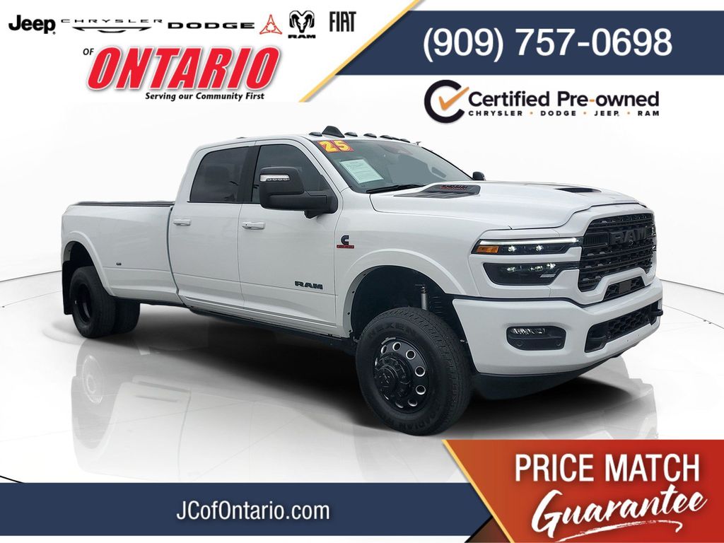 Bright White Clearcoat 2025 RAM 3500 Pickup Truck Four-Wheel Drive 8-Speed Automatic