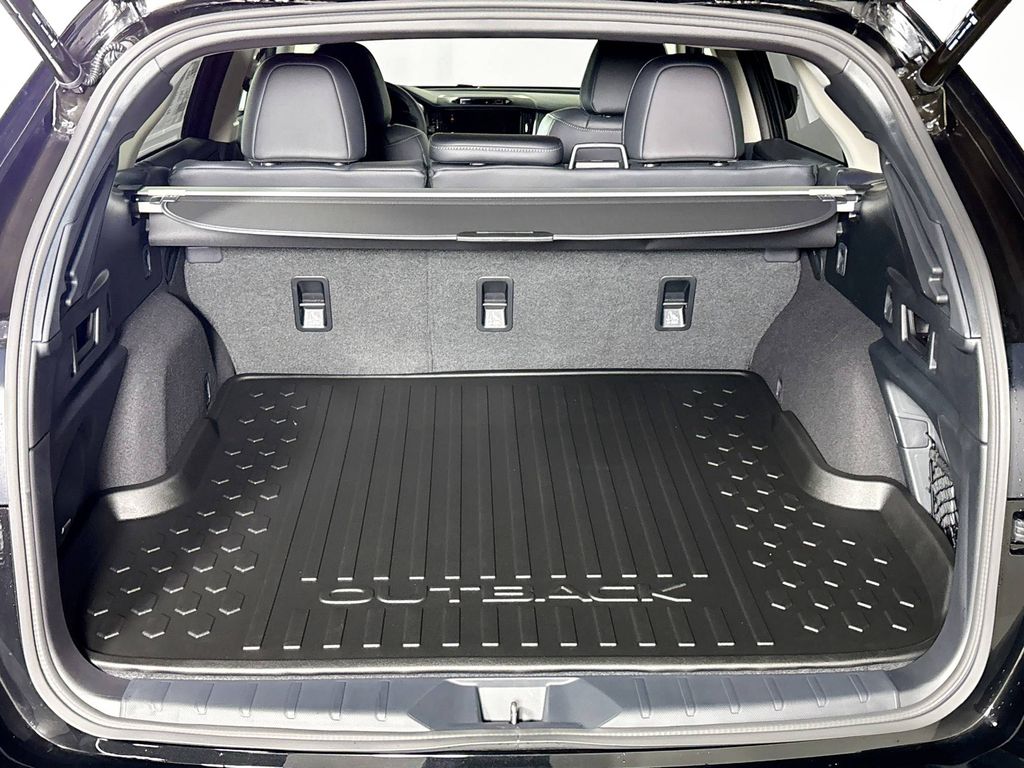 2025 Subaru Outback Touring XT