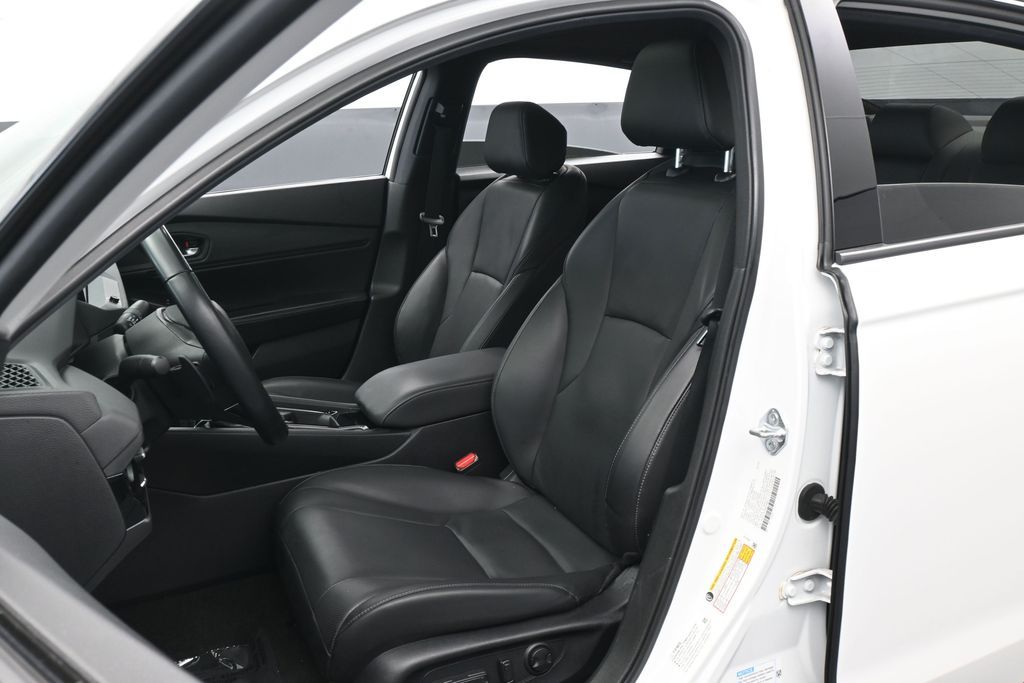 Used 2025 White Honda Sport-L image 10