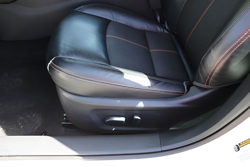 Used Car 2020 Nissan Altima  2.5 Sr For Sale Under $20,000 In Austin, Texas