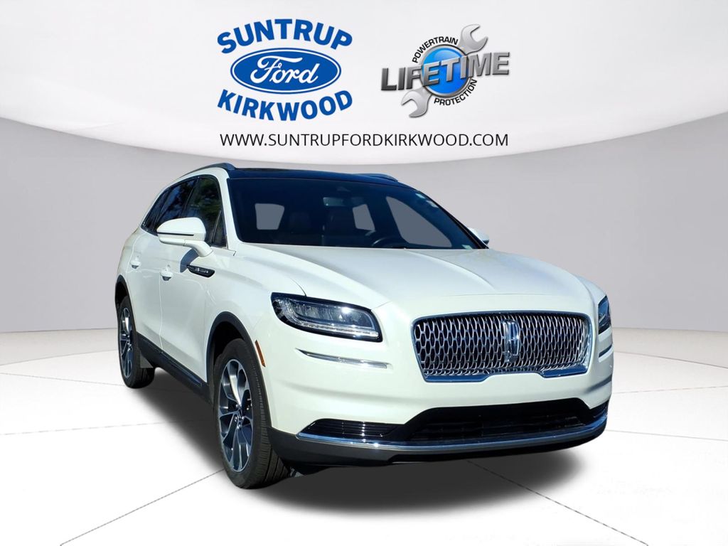 2022 Lincoln Nautilus Reserve AWD