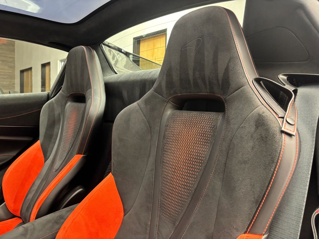 2024 McLaren 750S