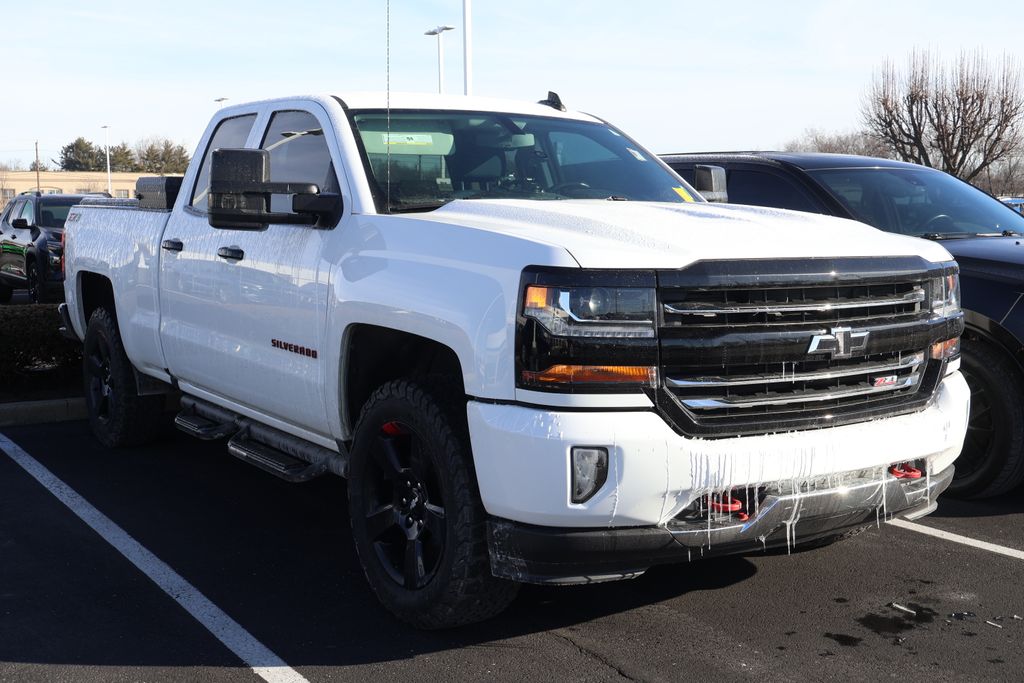 2018 Chevrolet Silverado 1500 LT 3