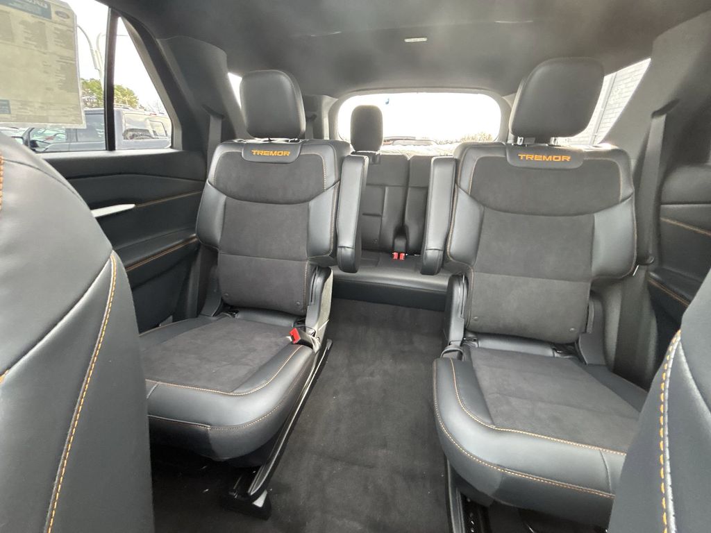 New 2026 Star White Metallic Tri-Coat Ford Tremor® image 26