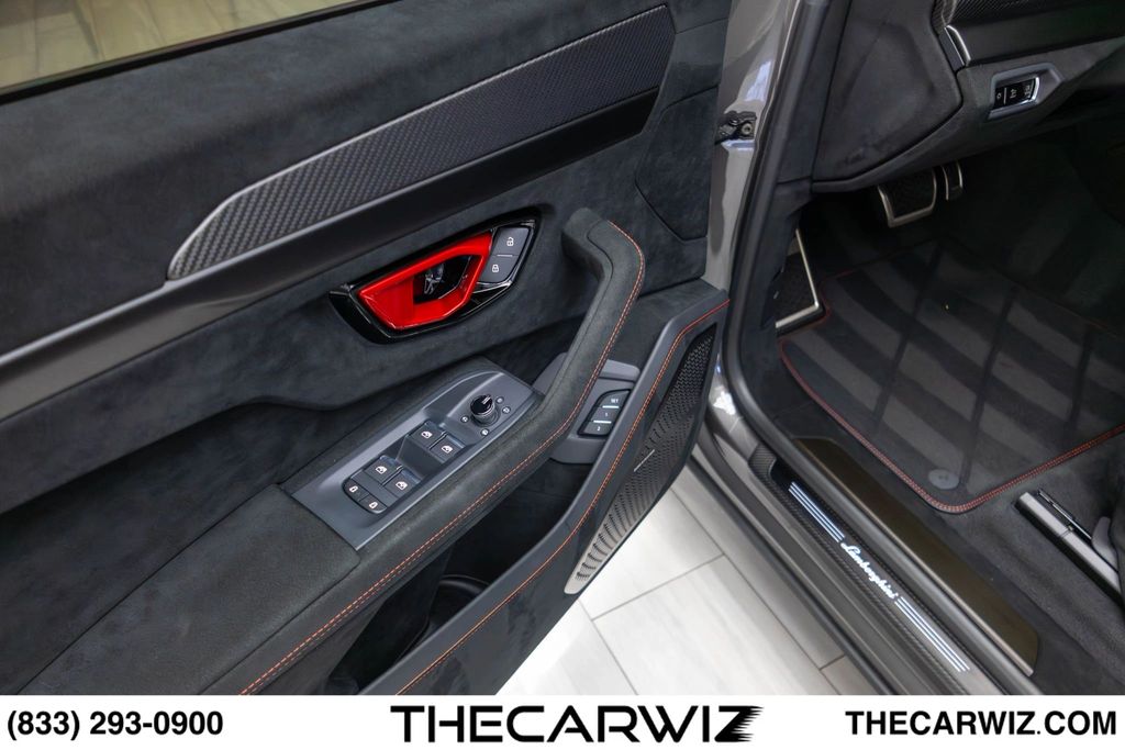 2023 Lamborghini Urus