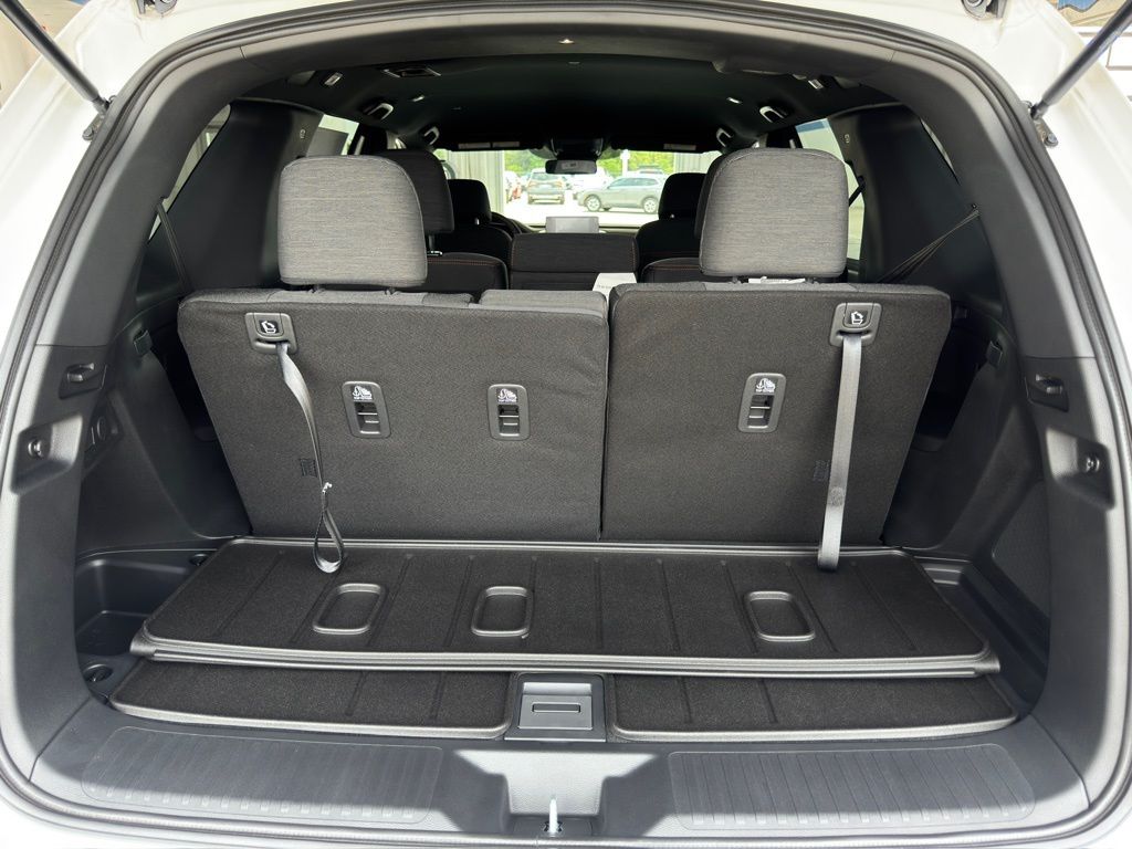 2025 Honda Pilot Sport White at Community Honda